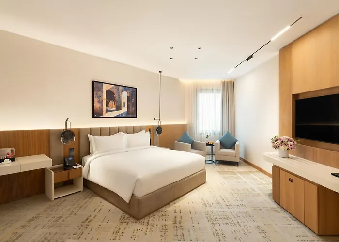 Grand Bloom Hotel