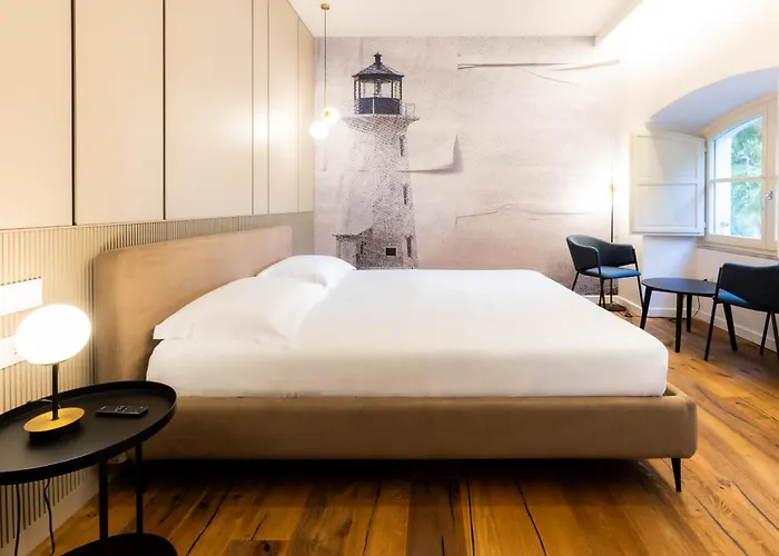 Kt Exclusive Hotel