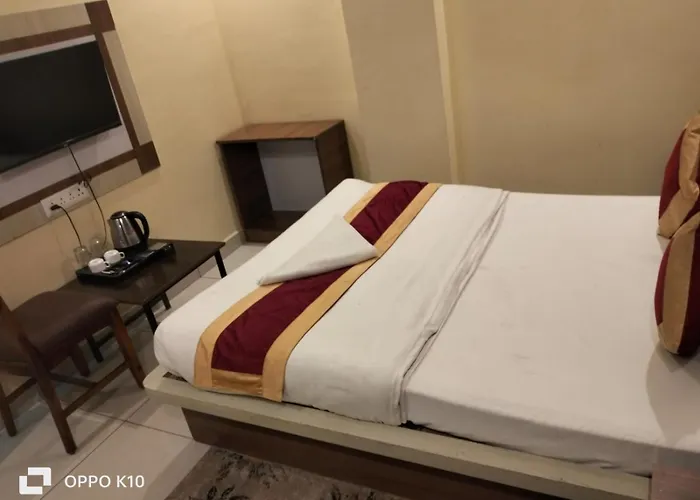 Hotel Ashtha Inn