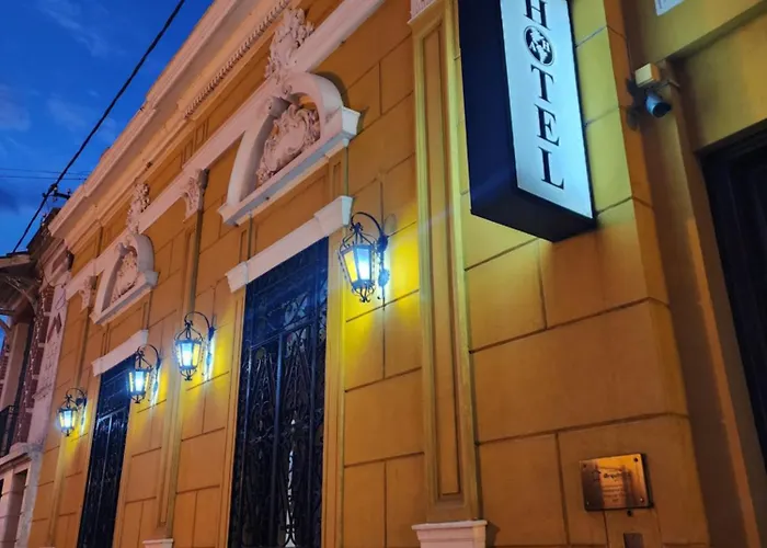 Hotel America