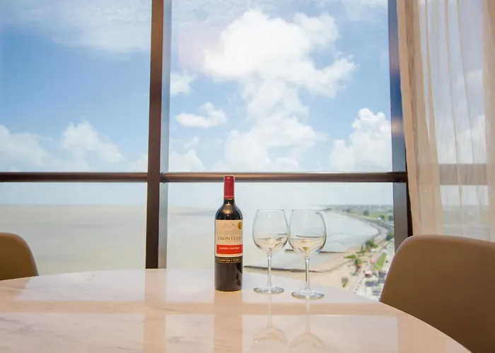 Atlantic Suites Hotel