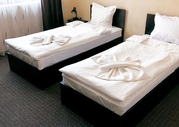Hotel Opalchenets Стаи За Гости И Парти Зала