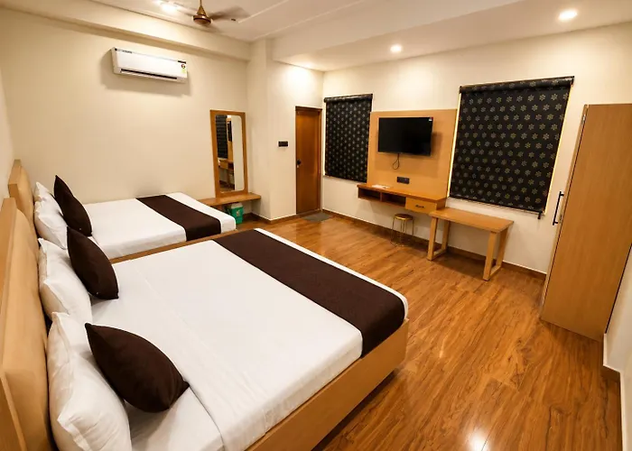 Hotel Param Inn
