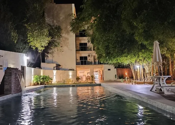 Hotel Y Parrillada Carmen Del Parana