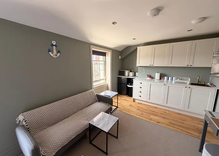 The Royal Harbour Suites - Wellington Crescent