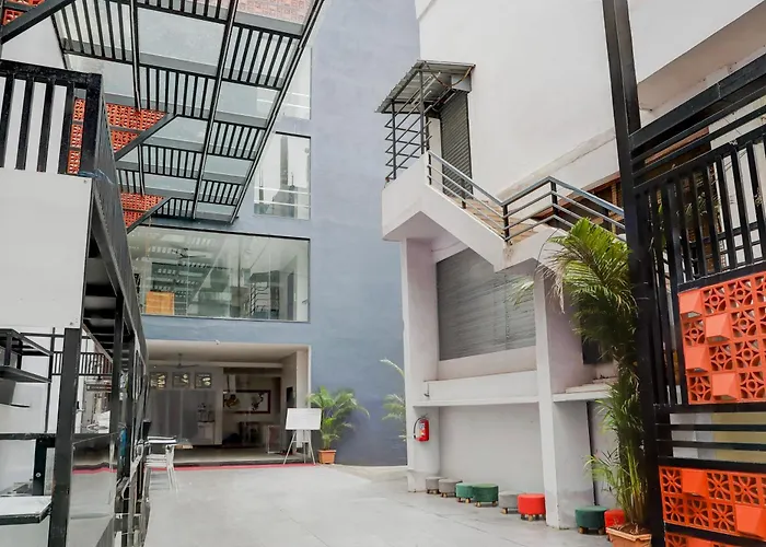 Super Townhouse Durgi Guddi Shivamogga Formerly Karthik Bhavan