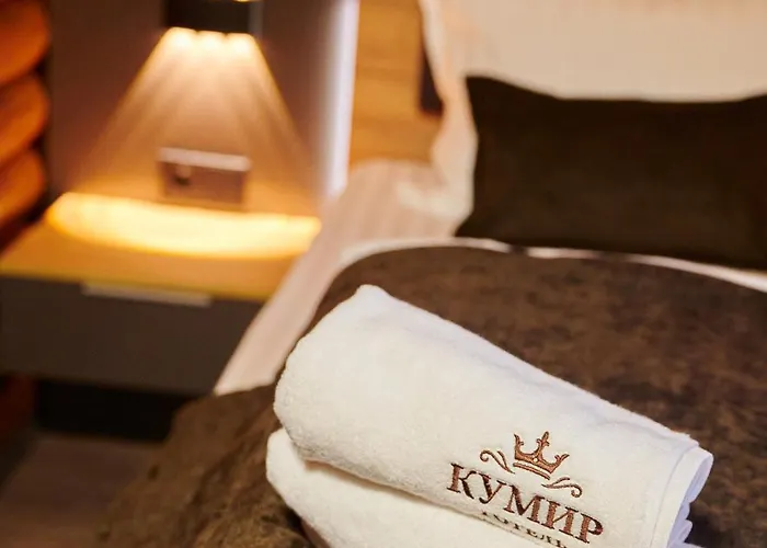 Готель Кумир
