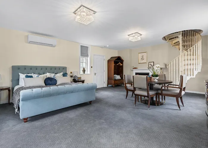 West Court Retreat