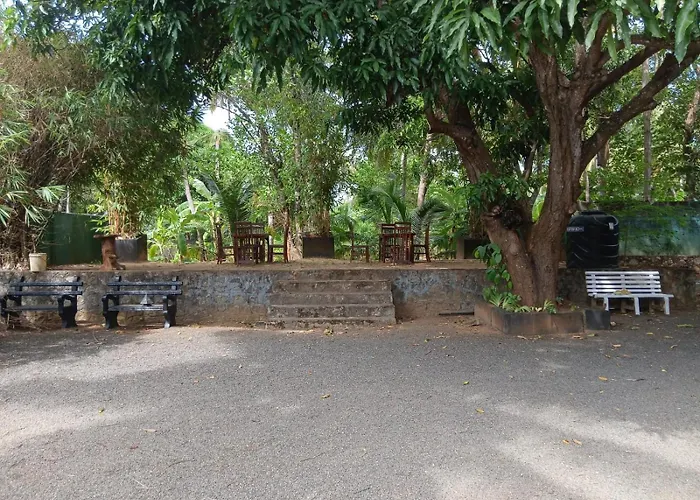 White House Habarana