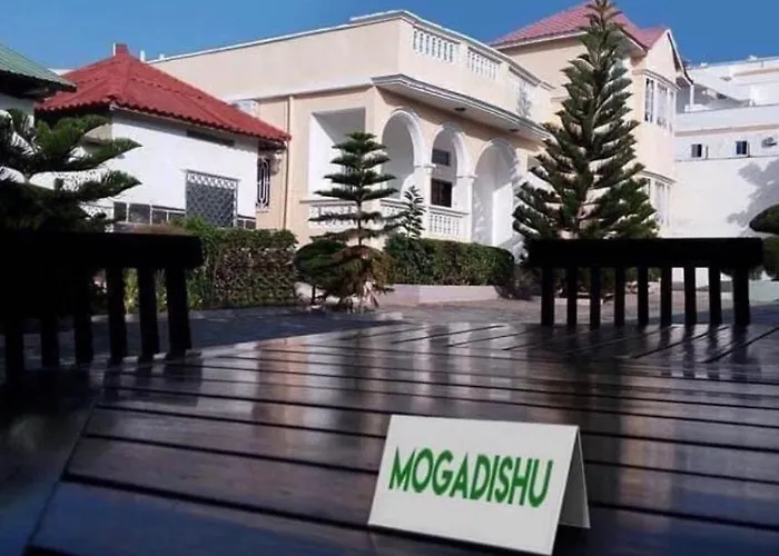 Green Paradise Hotel