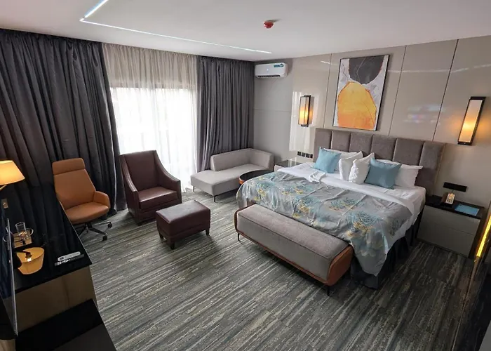 Townplace Hotel & Apartments