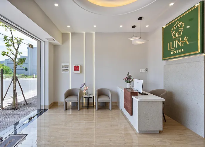 Luna Hotel