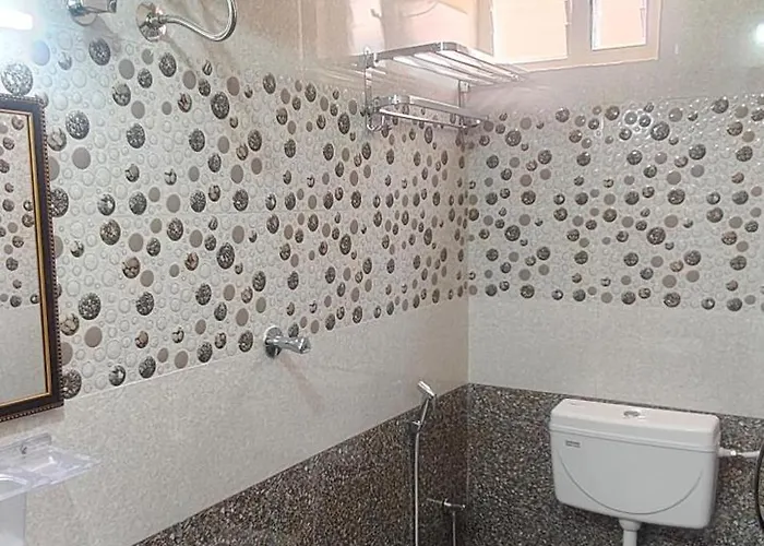 Arunaramana Shelters Ac Rooms
