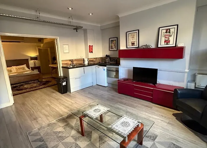 12A Regency Square