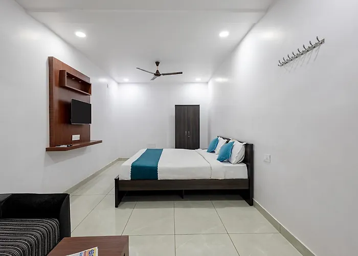 Hotel Aditya Premier