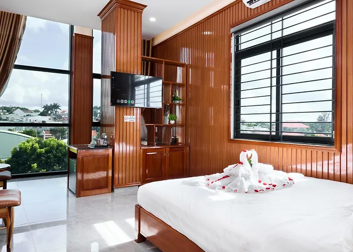 Phố Núi 2 Hotel