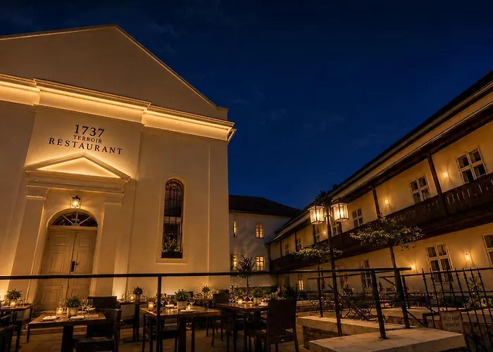 Generalis Wine Hotel