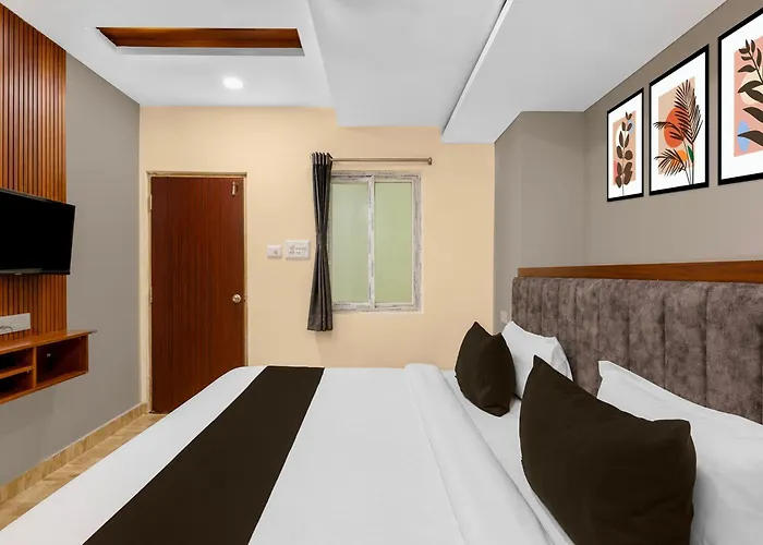 Hotel O R Eleven