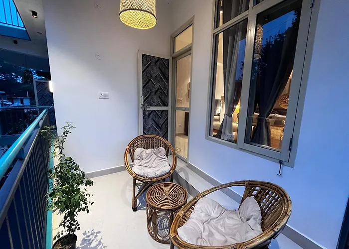 Dimora Homes, Bir