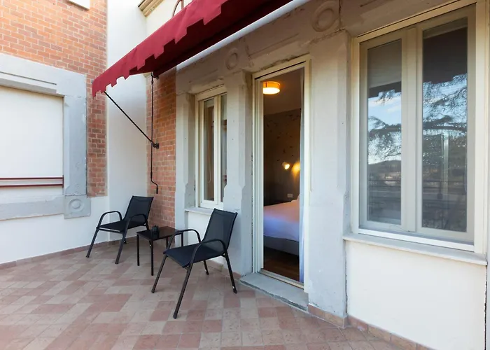Villa Ugo B & B