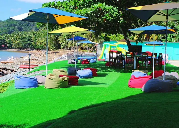 Floating Kingdom Waterpark - Rock Villa
