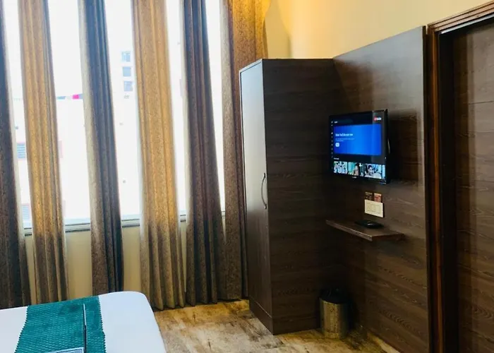 Hotel Wooodcrestt Zirakpur