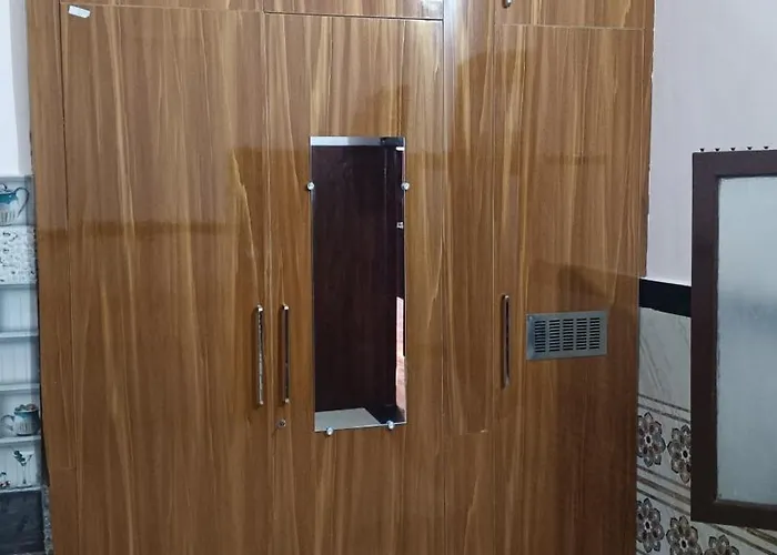 Shri Vallabh Kunj Sewa Sadan