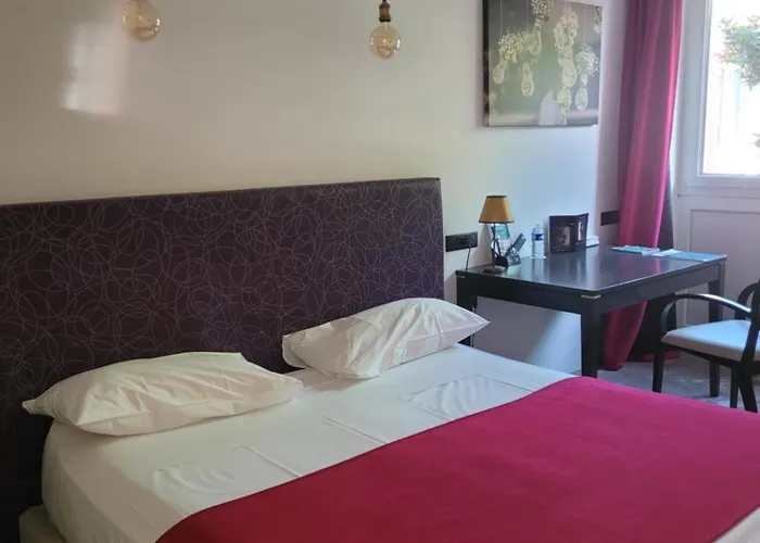Bomotel