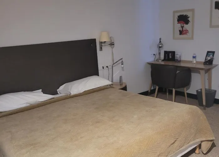 Bomotel