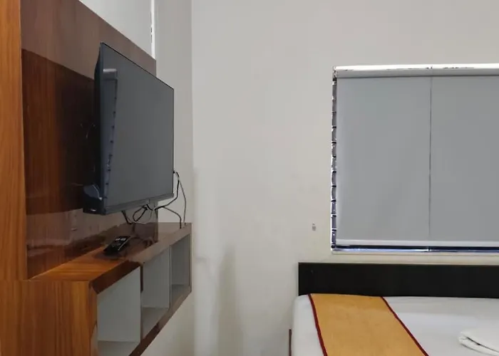 Hotel Mayur Lodge