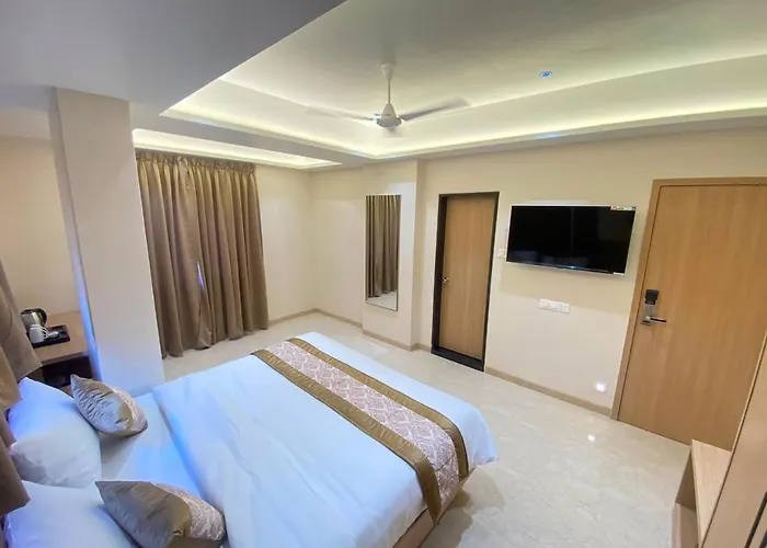 Hotel Banyan Crest