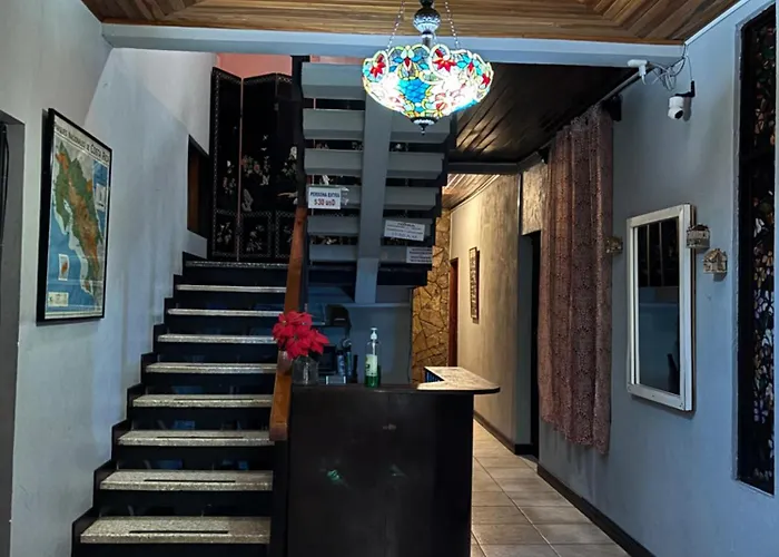Charly'S Place