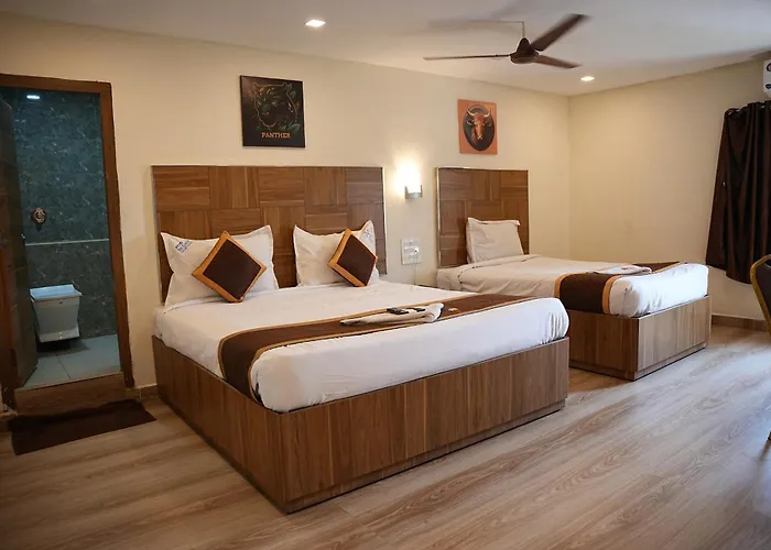 Hotel Savithas Grand