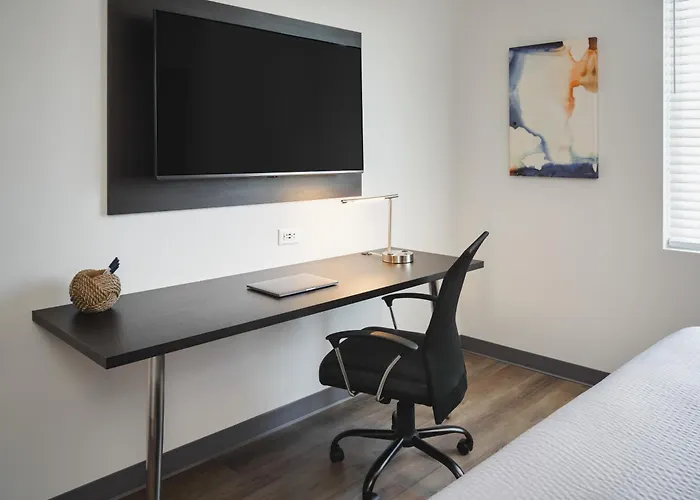 Stayapt Suites Hampton