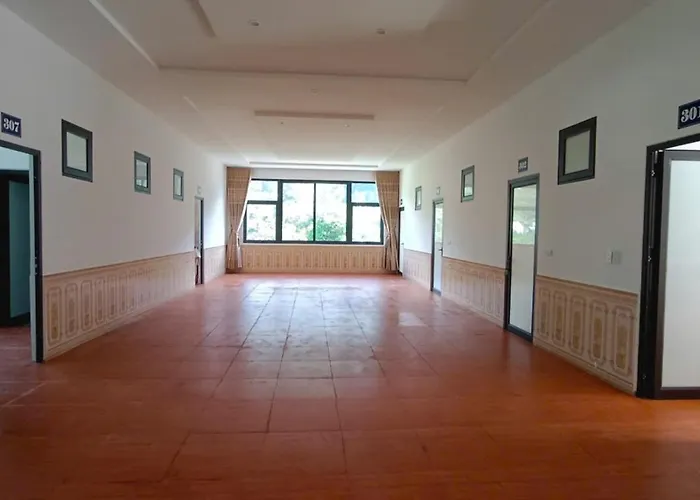 Quang Minh Hotel Lao Cai