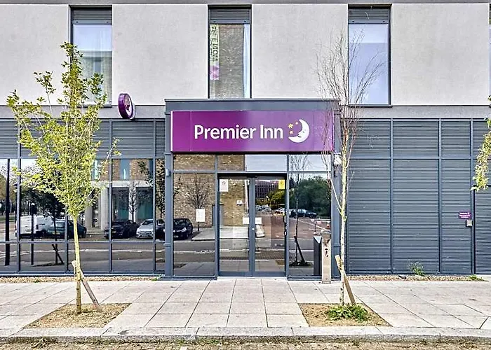 Premier Inn Milton Keynes Central - Avebury Boulevard