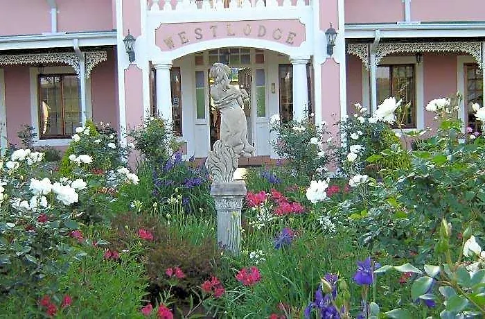 Westlodge Bed And Breakfast