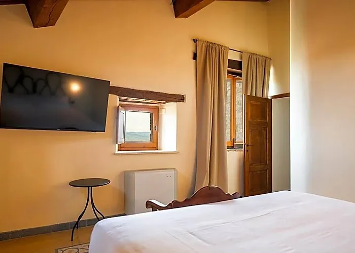 Rocca D'Orcia Suites And Villas