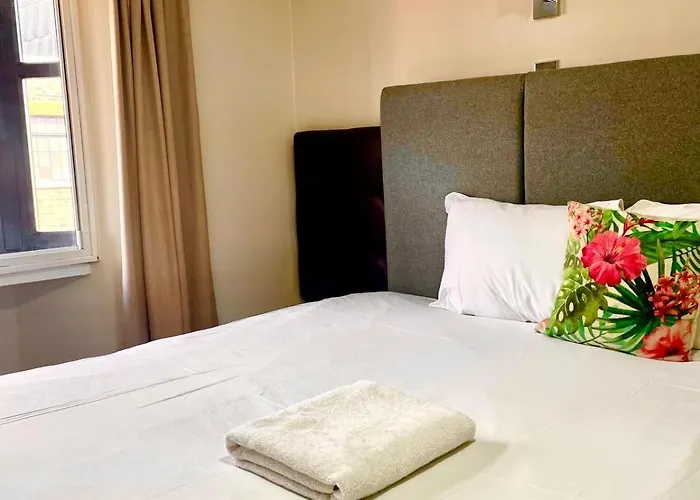 George Oxford Hotel