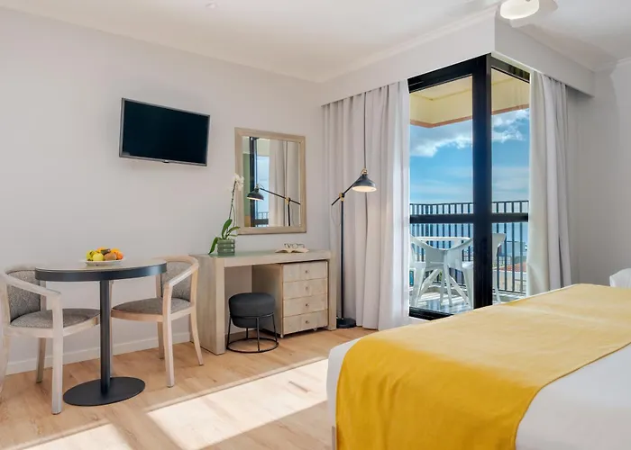 Dorisol Buganvilia Studio Hotel