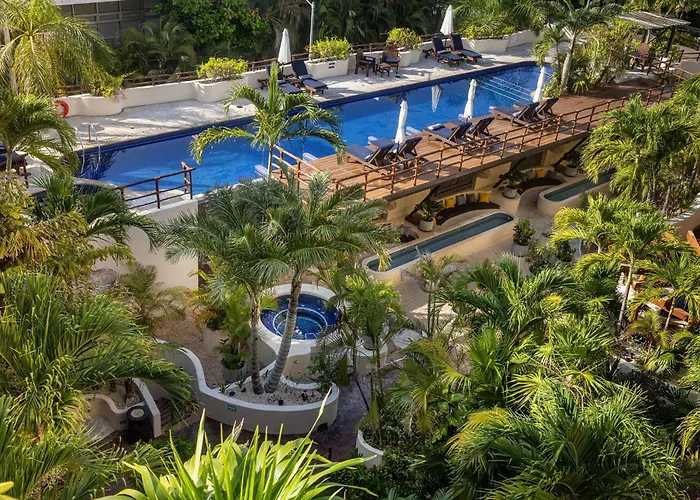 Porto Playa Condo Hotel And Beach Club