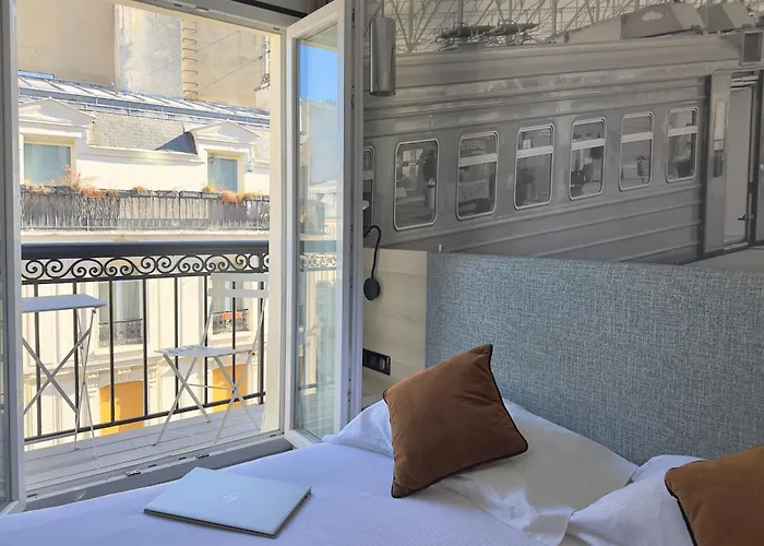 Hotel Appia La Fayette Paris