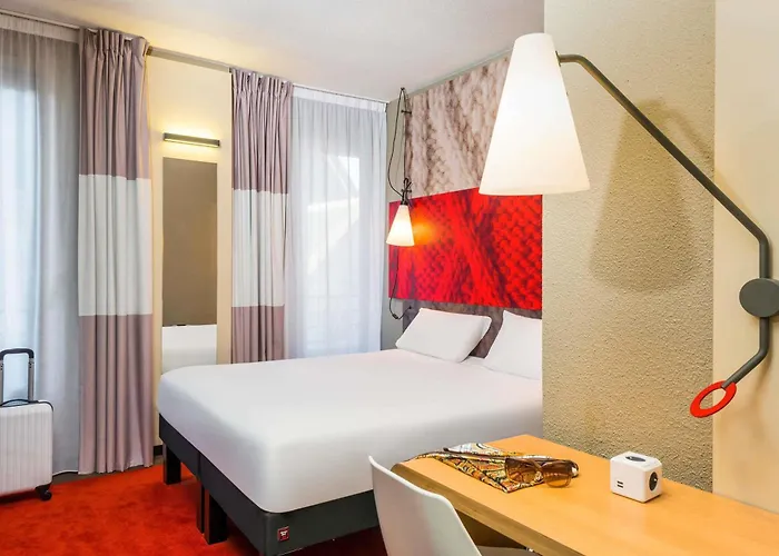 Hotel ibis Clichy Centre Mairie