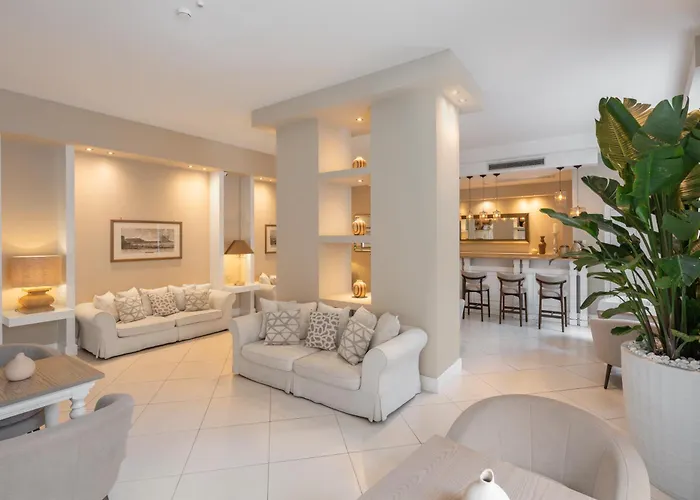 Hotel Capri- Adult Only