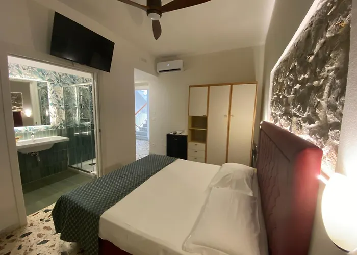 Cinquestelle Albergo Del Centro Storico