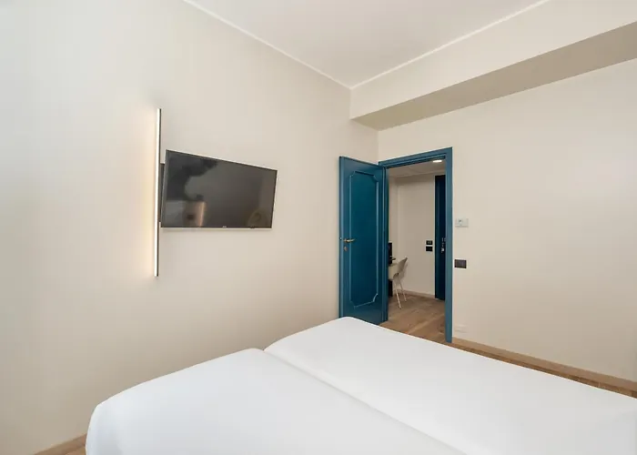 B&B Hotel Como City Center