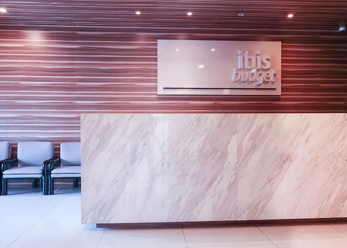 Ibis Budget Singapore Clove