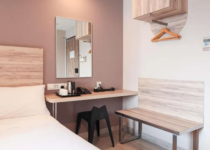 Ibis Budget Singapore Clove