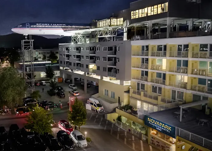 NOVAPARK Flugzeughotel Graz