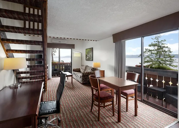 Ramada By Wyndham Campbell River
